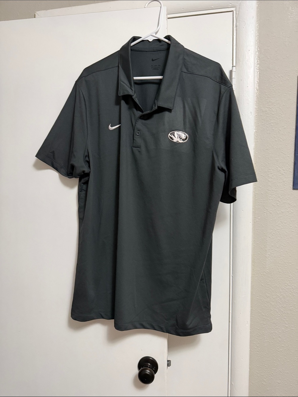 Nike Men’s Charcoal Gray Polo with MIZZOU Team Crest